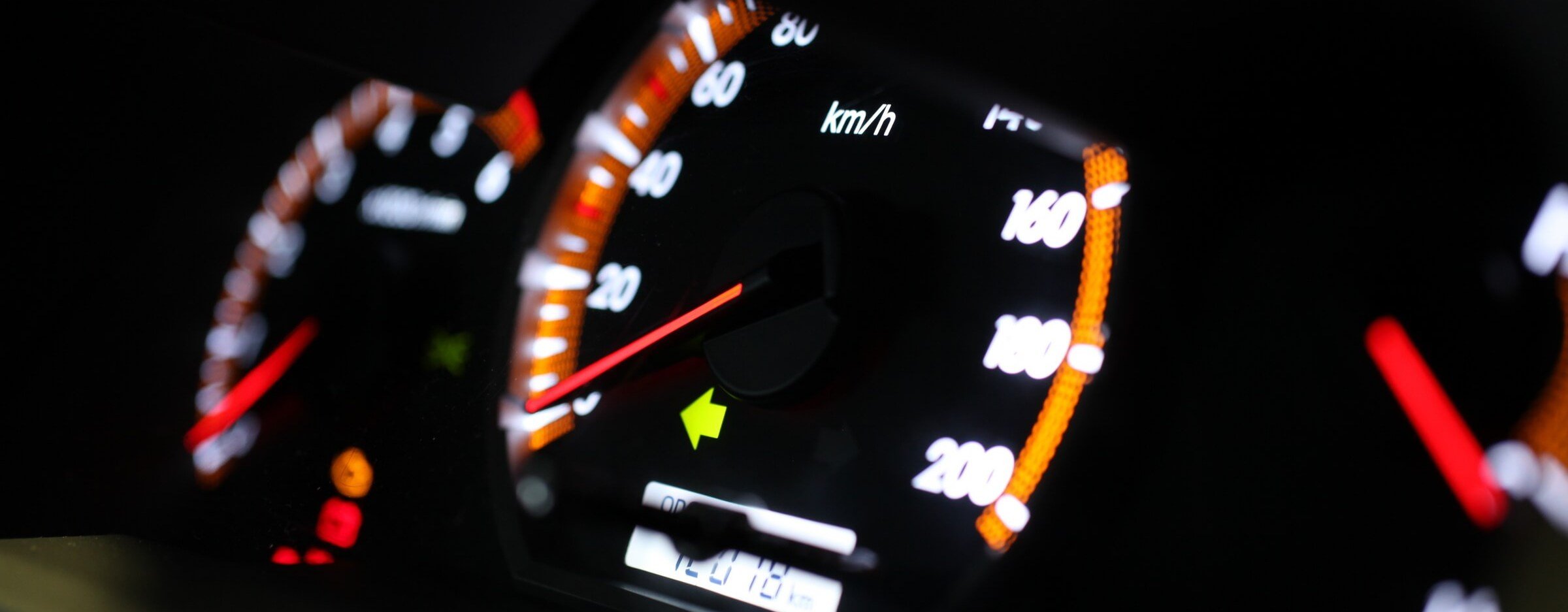 "Tachometer-B.JPG" "Bild Tachometer-B.JPG"